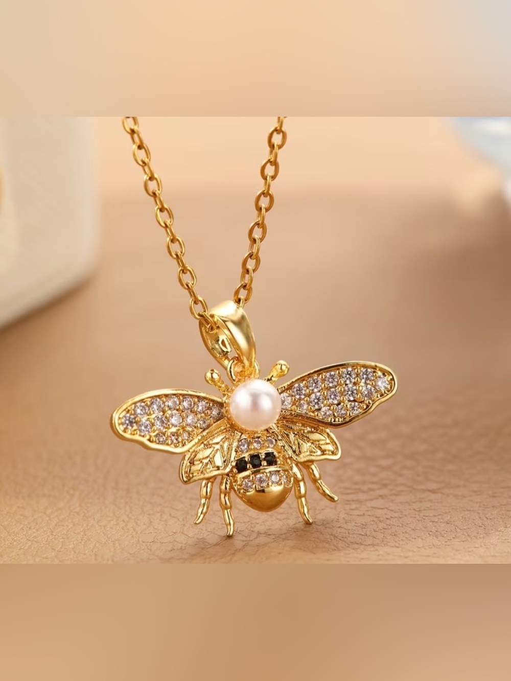 🐝🐝🐝BOGOHO🐝🐝🐝Gold Bumblebee Bundle Pendant Necklace, Earrings & Key Chain